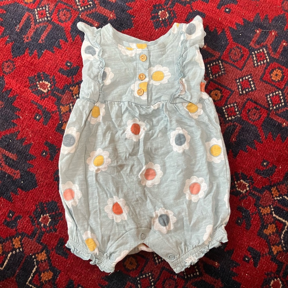 Organic Cotton Baby Floral Bubble Romper in Light Blue with Multicolor Daisies
